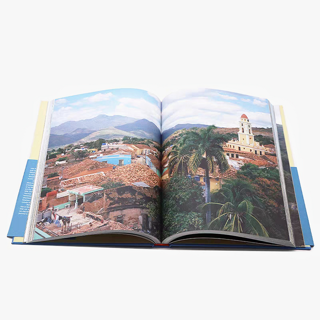 Custom Linen-Wrapped Hardcover Lifestyle Travel Photo Books with Jacket Wraparound Covers